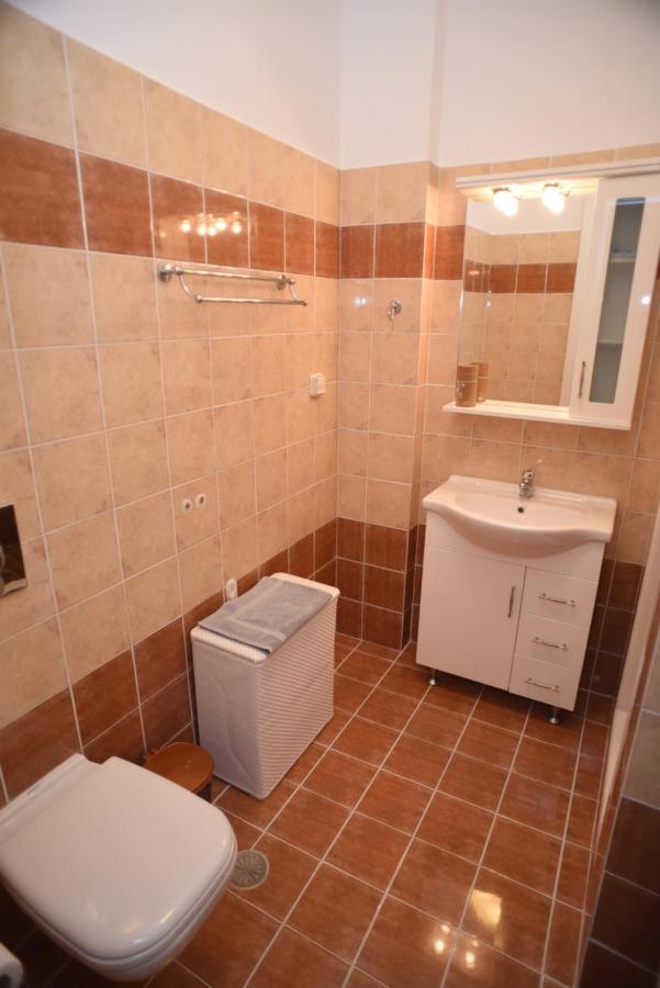 Apartmán Bernie House 2 Mélanes Exteriér fotografie